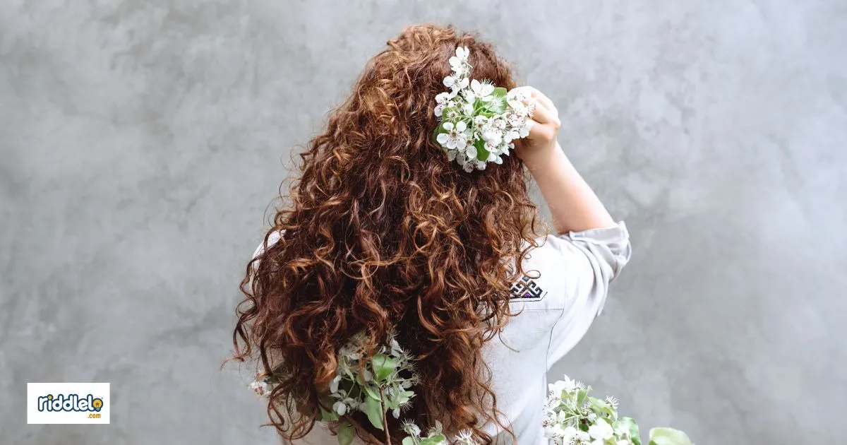 105+ Curly Hair Rizz Lines Flirty One-Liners That Work