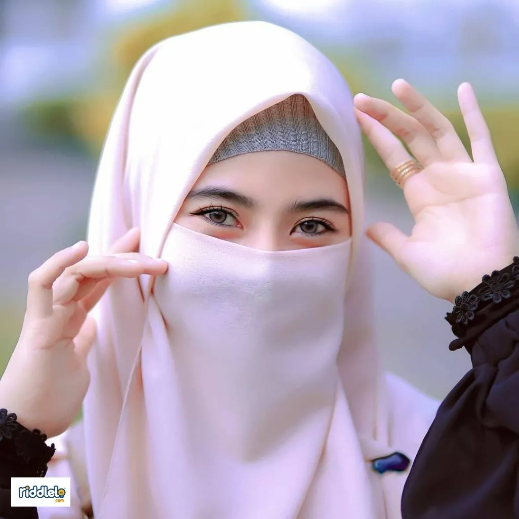 Eye Rizz Lines for Her
